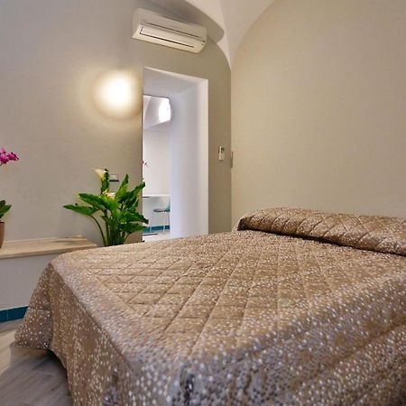 Amalfi Apartments Design Centro Storico Zewnętrze zdjęcie